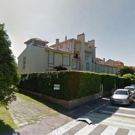 Apartamento La Toja. Urb. Rueiros. *